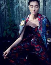 Floral Doll Editorials Image 4