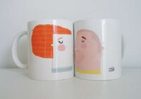 Customizable Kissing Mugs Image 2