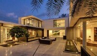 Composed Courtyard Villas Image 5
