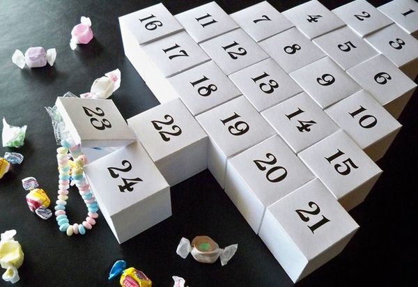 19 Festive Christmas Paper Crafts
