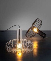 Elegantly Wiry Lamps Image 4