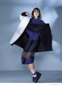 Eclectic Feminine Fashion Image 6