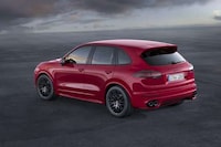 Turbocharged Sport SUVs Image 4