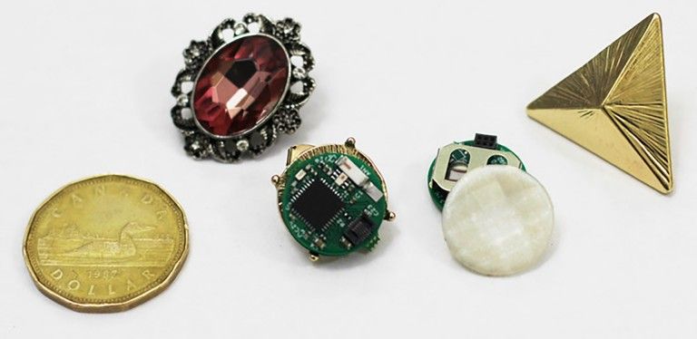 Fitness-Tracking Earrings