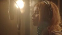 Ebola-Fighting Celeb Sing-Alongs Image 6