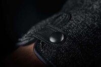 Refined Touchscreen Gloves Image 2