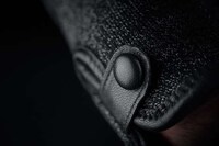 Refined Touchscreen Gloves Image 3