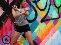 Panty-Free Yoga Pants Image 4