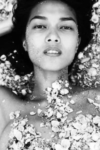 Sensuous Seashell Editorials Image 4