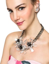 Festive Ear Cuff Accessories Image 3