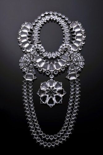 50 Festive Statement Necklaces