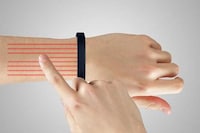 Touchscreen-Projecting Bracelets Image 4