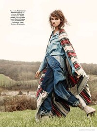 Feminine Farmgirl Editorials Image 6