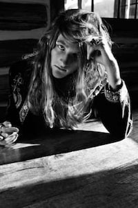 Couture Carefree Lookbooks Image 8
