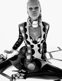 Excessively Illuminated Editorials Image 7