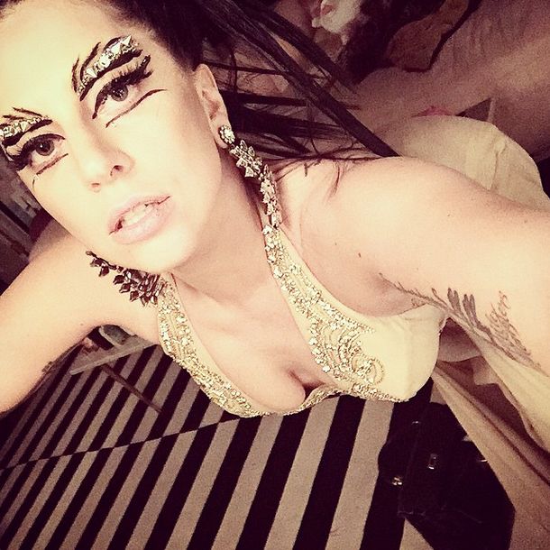 Selfie Makeup Campaigns