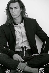 Grunge Gentleman Editorials Image 7