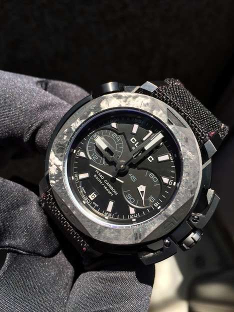 Carbon Fiber Dive Watches : Clerc Hydroscaph