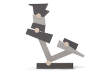 Precarious Stackable Playthings Image 7