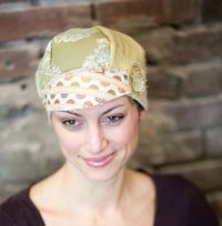 Upcycled Feminine Accessories Image 4