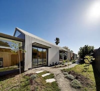 Inside-Out Homes Image 7