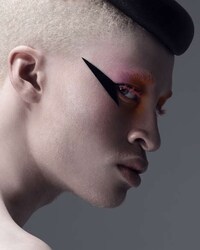 Sculpturally Masculine Portraits Image 5