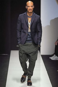 Refined Glam Rock Apparel Image 8