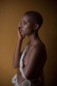 Mysterious Feminine Editorials Image 4