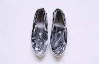 Marbled Sneaker DIYs Image 6