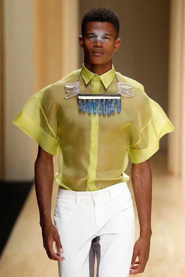 100 Hispanic Fashion Examples