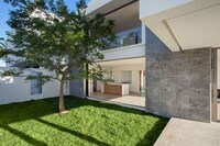 Abstract African Abodes Image 8