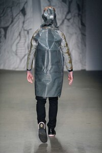 Edgy Two-Faced Runways Image 7