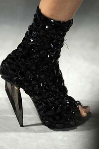 Ankle-Breaking Apparel Image 3