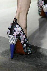 Ankle-Breaking Apparel Image 7