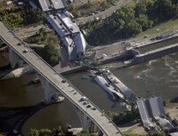 Smog-Reducing Architecture Image 4