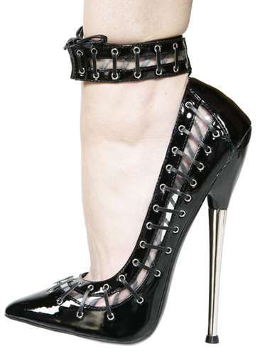 16 Sets of Dangerous Heels