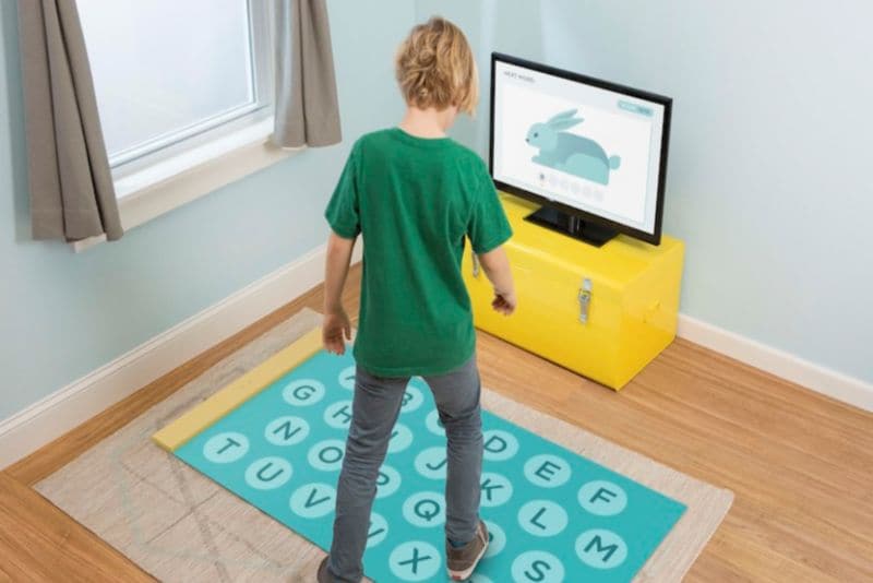 Kinetic Spelling Games