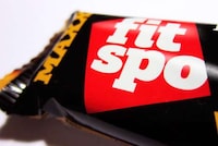 Dessert Protein Bars Image 4