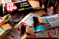 Dessert Protein Bars Image 5