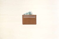 Minimalist Smart Wallets Image 7