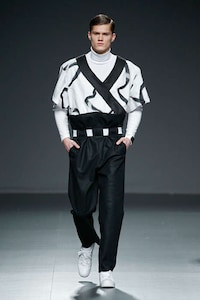 Urban Samurai Fashion Image 7