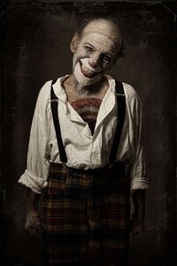 Grotesque Clown Portraits Image 2