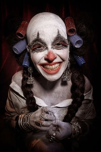 Grotesque Clown Portraits Image 5