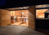Contemporary Cottage Escapes Image 3
