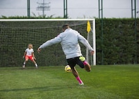 Youthful Soccer Boots Image 7