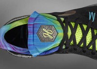 Shuffle-Friendly Basketball Shoes Image 7