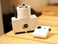 Shoulder-Perched Robots Image 6