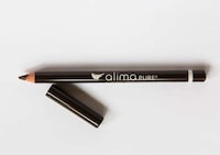 Flower-Infused Cosmetics Image 4