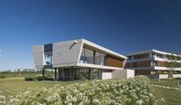 Opulent Maritime Clubhouses Image 5