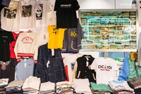 Streetwear Archive Pop-Ups Image 3